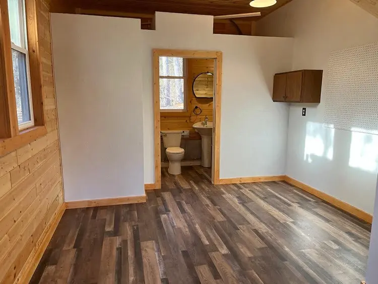 Wisconsin-contractor-flooring-1