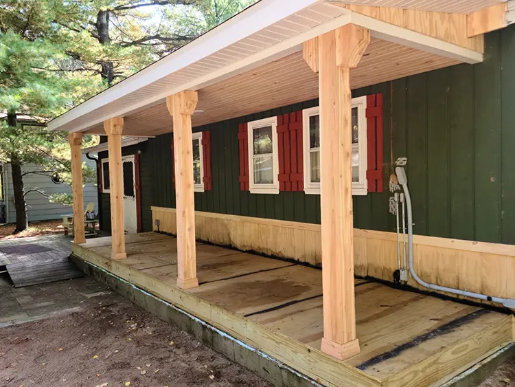 | Troyer Roofing and Construction deck-covered-porch