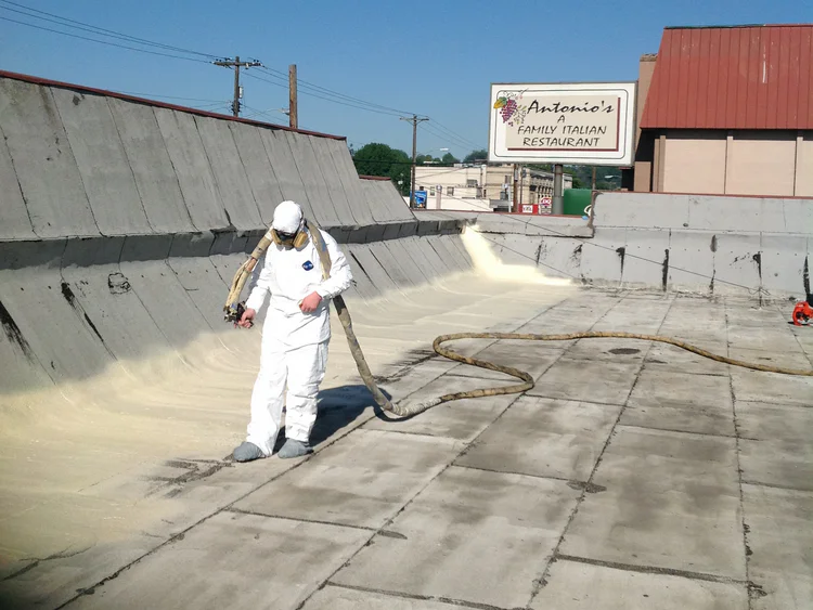 spray-foam-building-roof